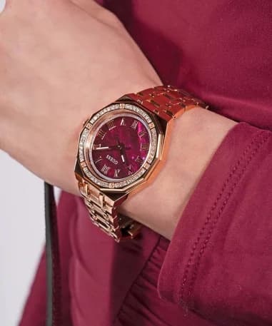 Guess Desire GW0770L3 Women's Watch Rose Gold Stainless Steel Bracelet Red Bordeaux Mother-of-Pearl Dial vue 5