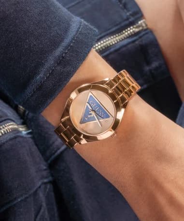 Montre Guess GW0675L3 femme détail bracelet acier