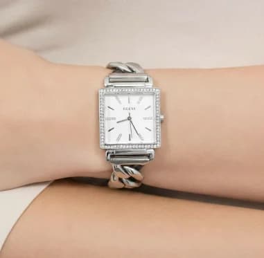 Montre Guess W1030L1 femme verso boîtier argent