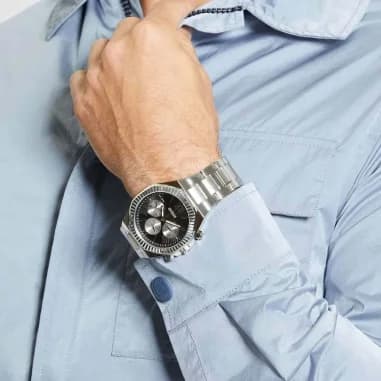 Montre Guess GW0703G1 homme détail bracelet acier