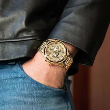 Montre Guess GW0497G2 homme détail bracelet acier