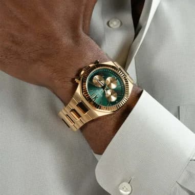 Guess Equity GW0703G2 — montre homme acier doré cadran vert — présence affirmée vue 6