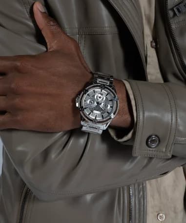 Guess King GW0497G1 — montre homme acier argenté — boîtier strass signature vue 6