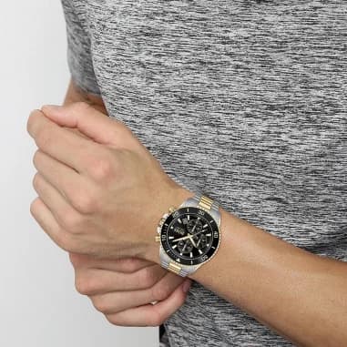 Hugo Boss 1513908 côté fond de boîtier