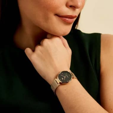 Montre Lacoste 2001336 femme détail bracelet acier