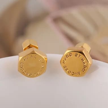 Montre Marc Jacobs M3PE565-G femme détail cadran