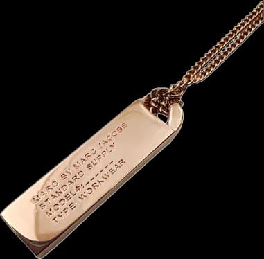 Collier Marc by Marc Jacobs plaque workwear en acier plaqué or rose