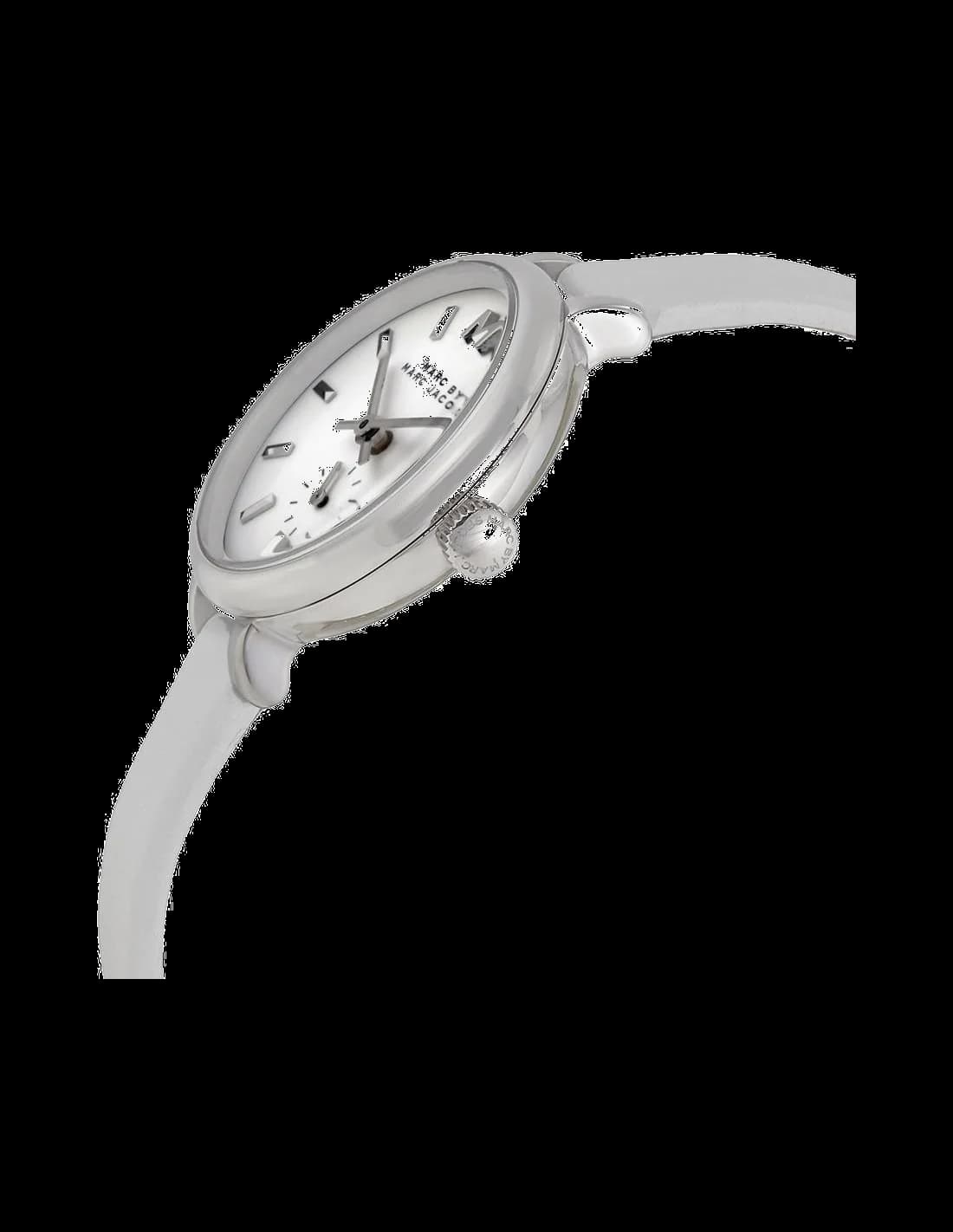 Gros plan sur le cadran blanc de la Marc Jacobs MBM1350