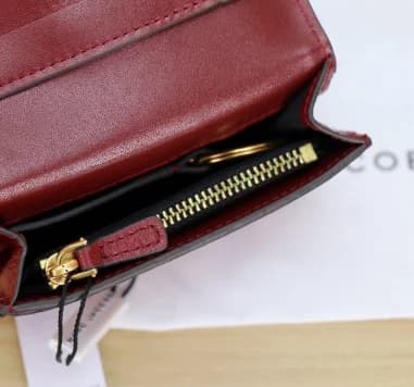 Montre Marc Jacobs M0012078-RED femme détail cadran