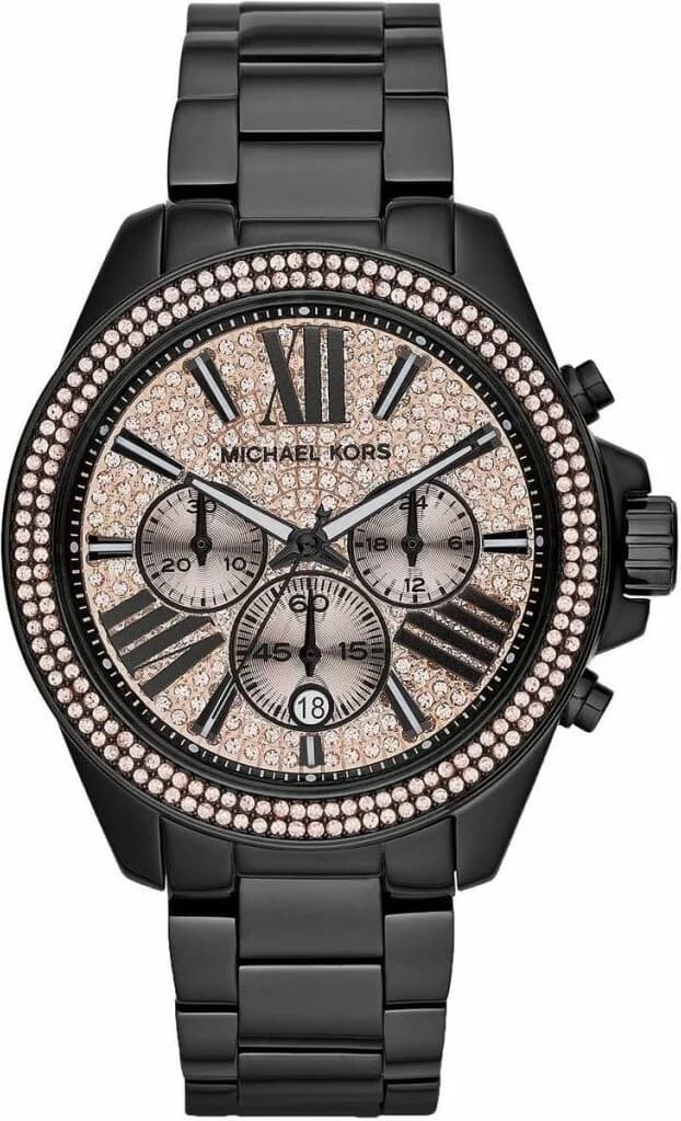 Gros plan sur le cadran rose de la Michael Kors MK5879