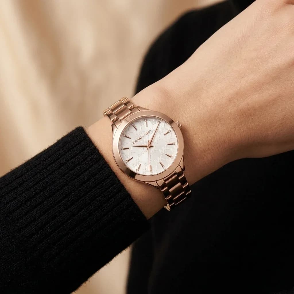 Michael Kors MKO1057 côté fond de boîtier or rose