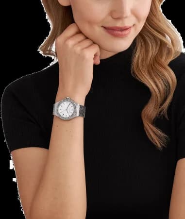 Montre Michael Kors Lennox MK7337 Cadran argenté bracelet maille milanaise vue 4