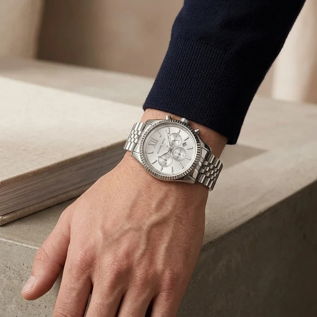 Michael Kors MK8405 Silver Steel Sport Chronograph Watch vue 6