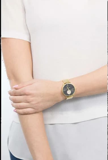 Montre Michael Kors MK3788 femme détail bracelet acier