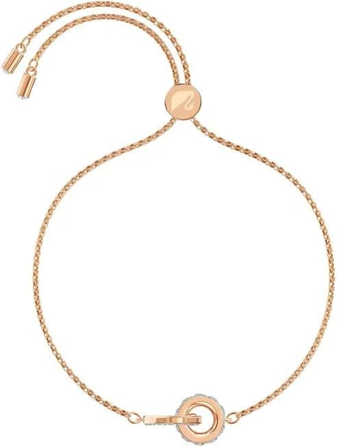 Gros plan sur le cadran de la Swarovski 5501092