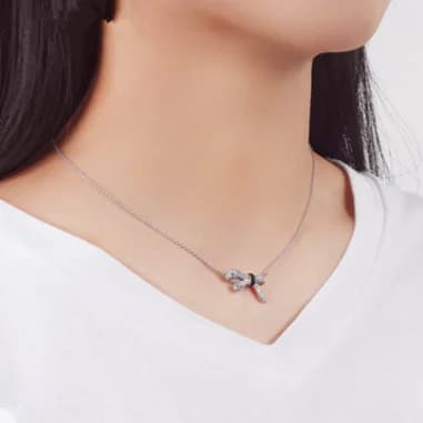 Swarovski Mademoiselle 5412679 Rhodium-Plated Bow Crystal Necklace vue 3