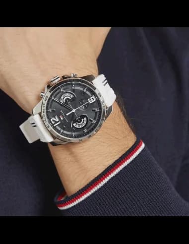 Montre Tommy Hilfiger 1791475 homme verso boîtier argent