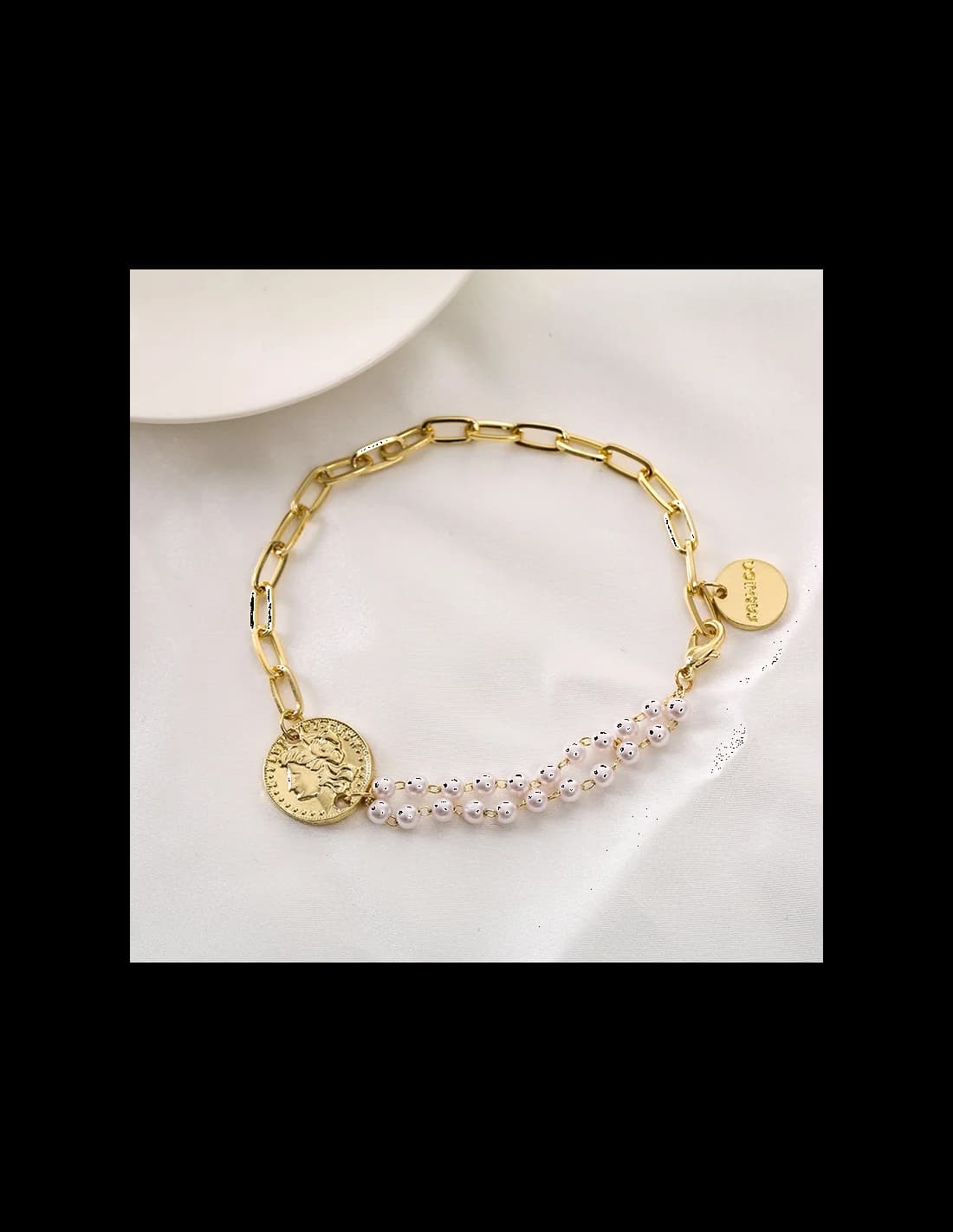 Victoria Bradley Greek Style Pearl Bracelet in Gold-Plated Steel vue 4